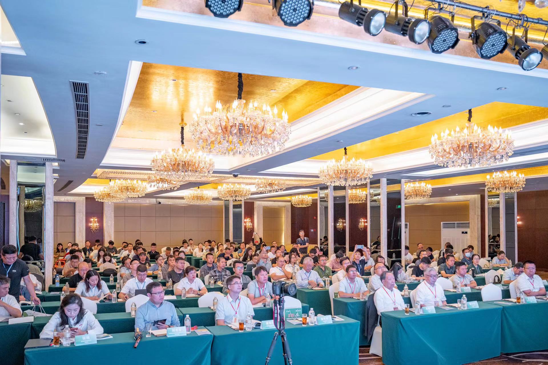 產(chǎn)業(yè)大腦與未來農(nóng)場雙向賦能，助力農(nóng)業(yè)高質(zhì)量發(fā)展！