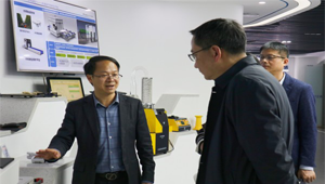 杭州市科技局黨組成員、副局長樓立群一行蒞臨托普云農考察調研